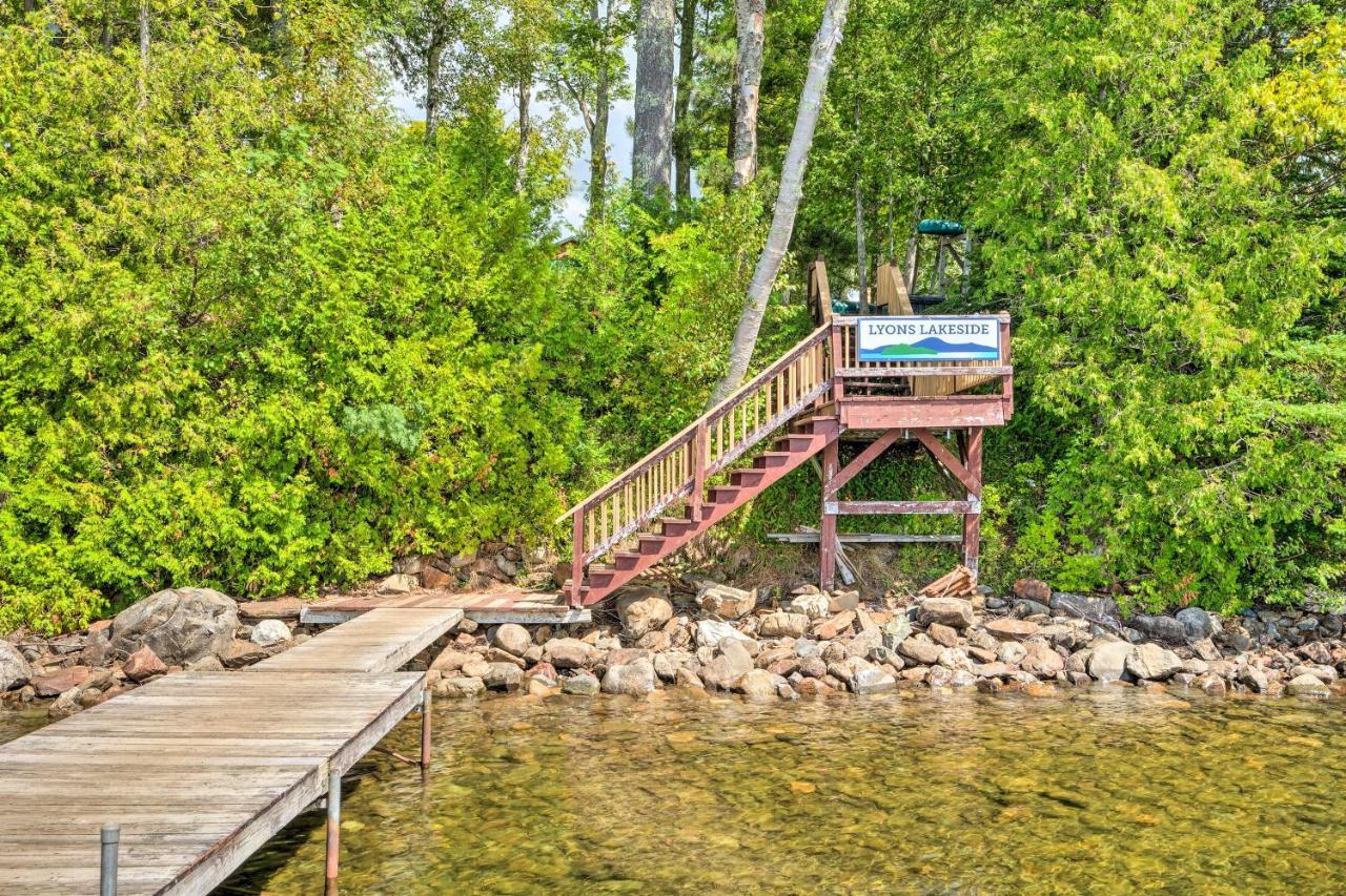Rustic Cabin Retreat On Rangeley Lake! Exterior photo